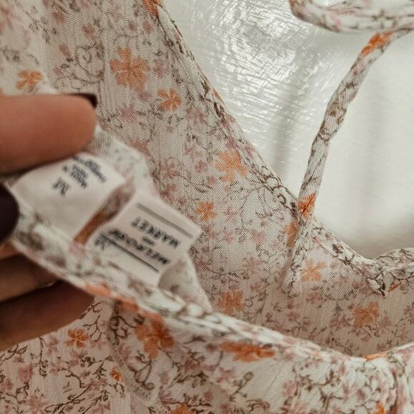 Melrose and Market Ruffle Peplum Tank M Ivory Beige Ditsy Floral Top - Picture 7 of 8